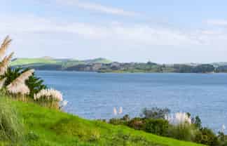 574A/B Pahi Road, Pahi