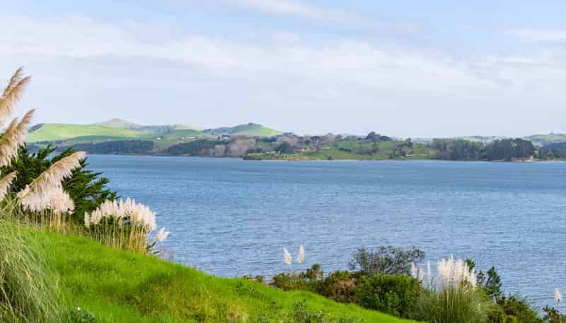 574A/B Pahi Road, Pahi