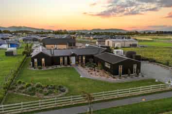 76 Summers Road, Darfield