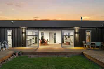 76 Summers Road, Darfield