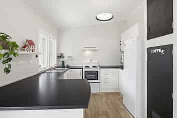 102 Gonville Avenue, Gonville