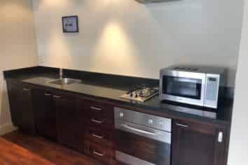 3A/643 Frankton Road , Frankton