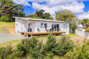 30 Kanuka Place , Mangawhai Heads
