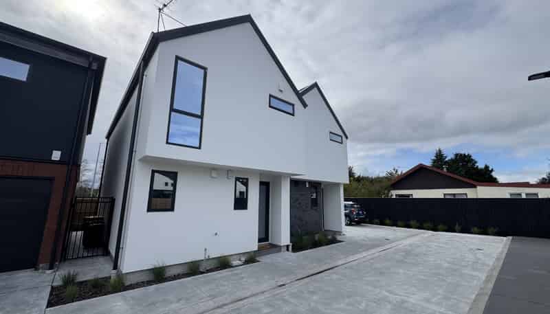 8/200 Main North Road, Redwood