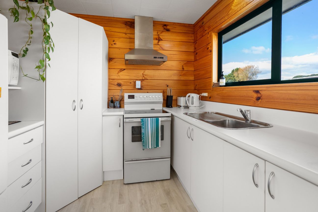 Perfect holiday bach or first home - Widok 5