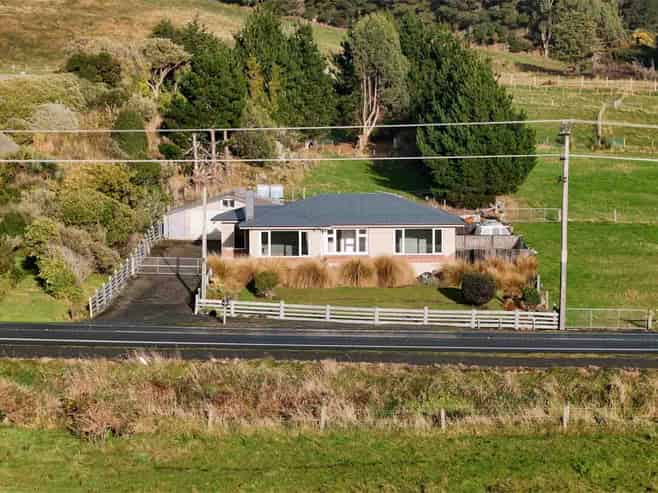 2417 Bluff Highway, Bluff