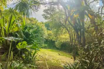 47 Hill Road, Palm Beach