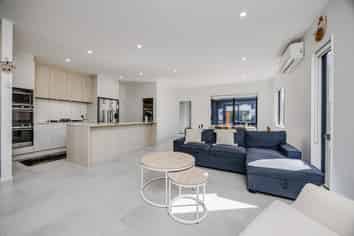 41 Port Way, Rosehill