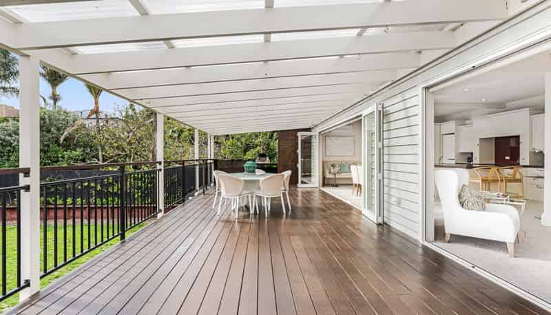 1 Rangiatea Road, Epsom