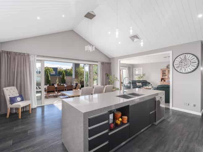 2 Firsby Drive, West Melton