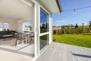 16F Tamumu Road, Waipawa