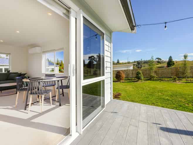 16F Tamumu Road, Waipawa