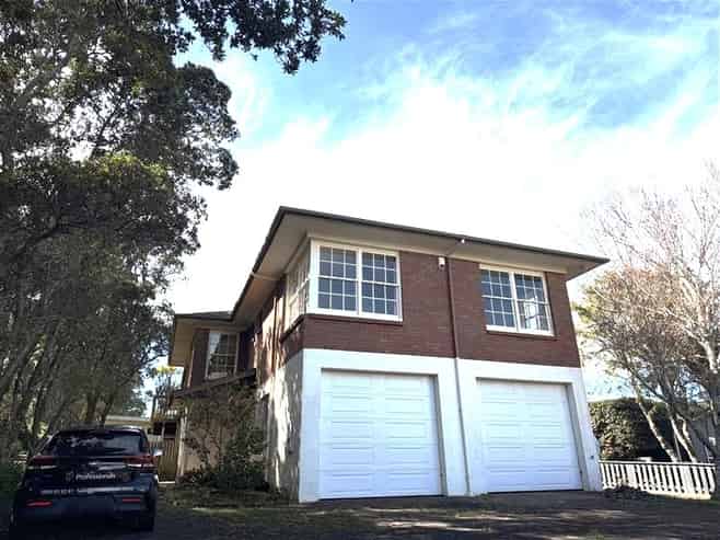 539 Riddell Road, Glendowie