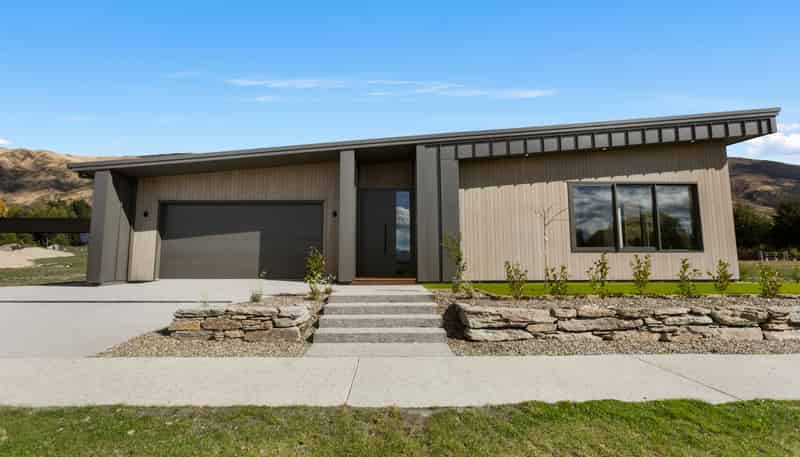 6 Stoneleigh Drive, Wanaka