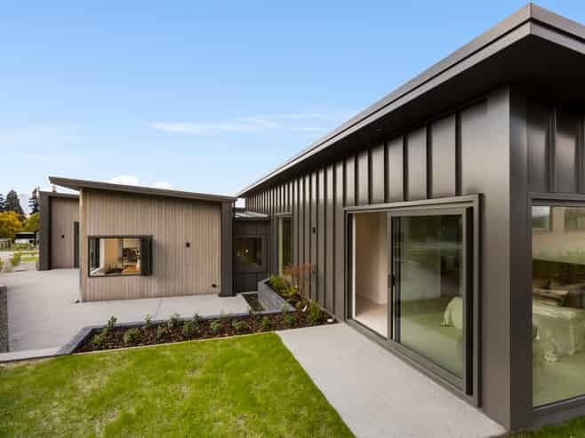 6 Stoneleigh Drive, Wanaka