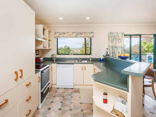 1233 Makino Road, Halcombe