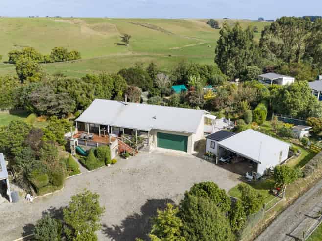 1233 Makino Road, Halcombe