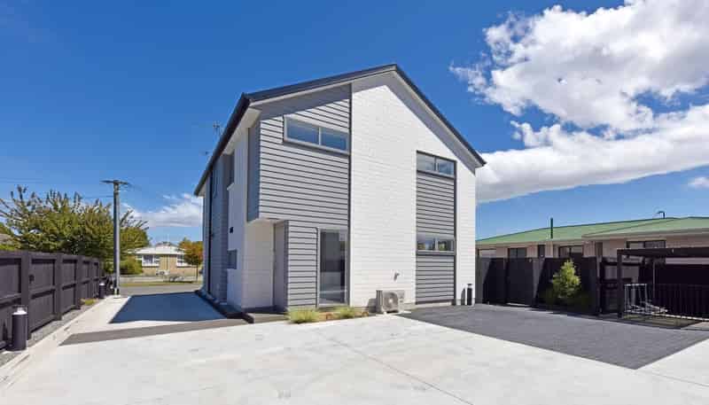 2/30 Raleigh Street, Bishopdale