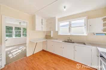 5 Delaney Drive, Stokes Valley