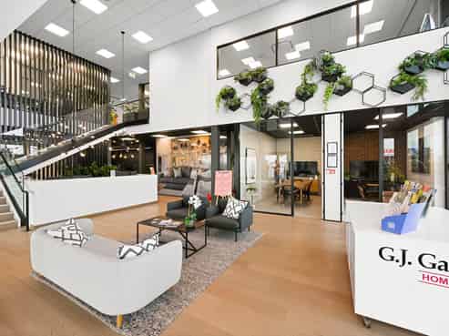 Contemporary Headquarters in Sought-After Te Rapa