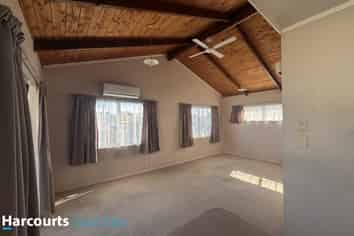 5 Bradley Street, Paeroa