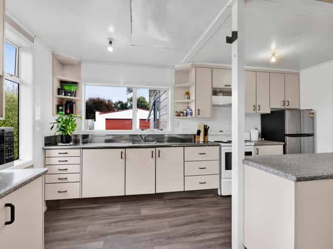 25 Galt Street, Hawera