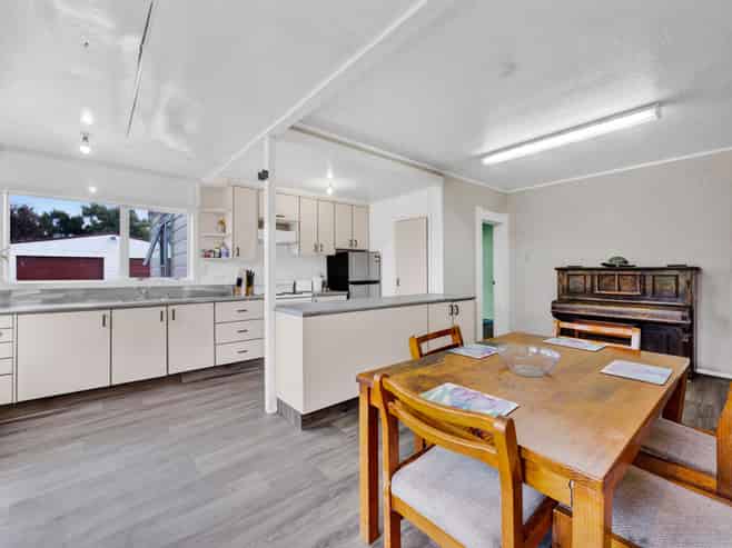 25 Galt Street, Hawera