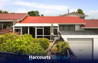 6B Washington Square, Paeroa