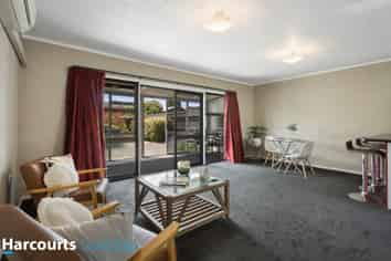 6B Washington Square, Paeroa