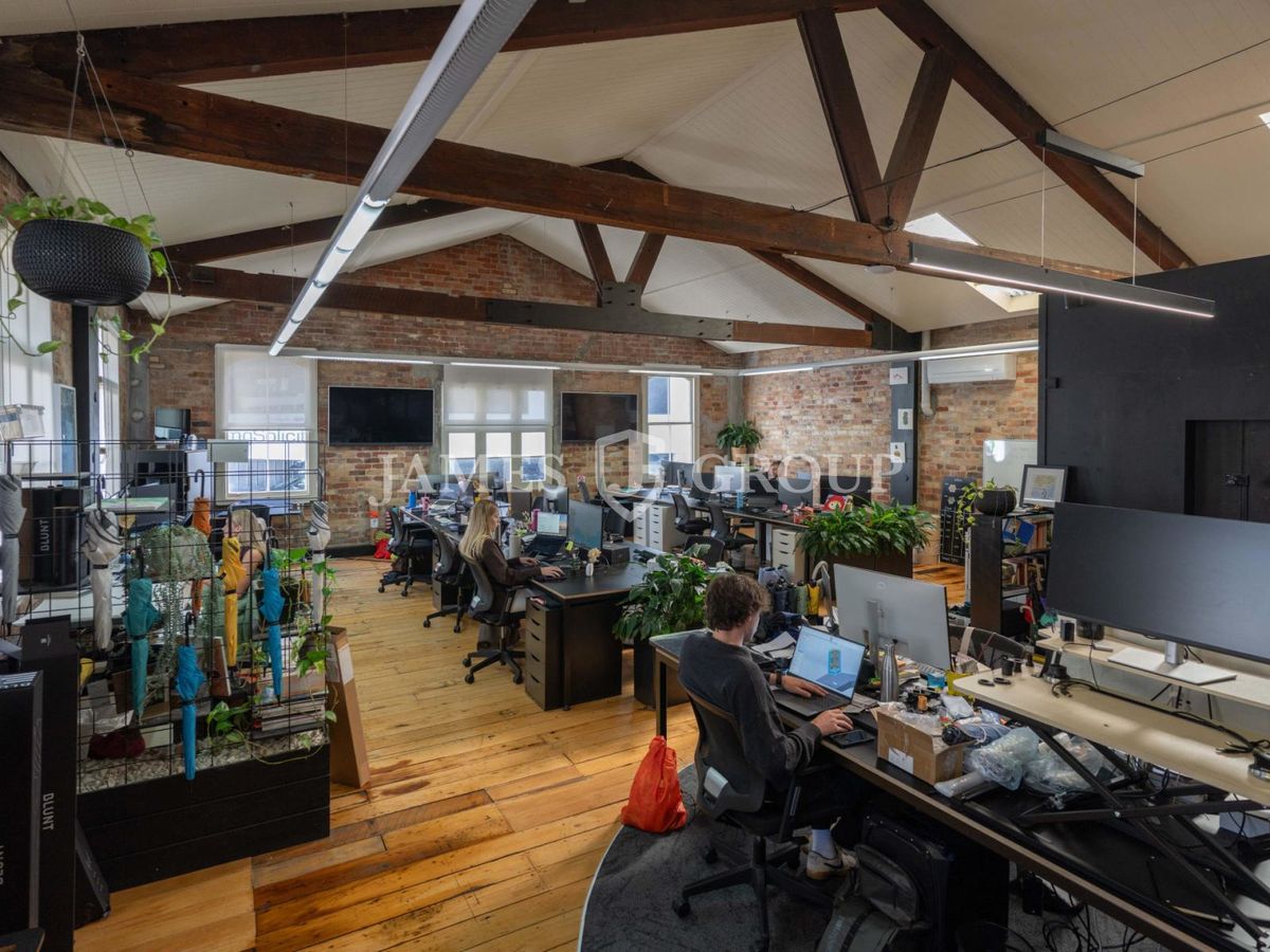 CHARACTER OFFICE WITH EXPOSED BRICK IN NEWMARKET - Ansicht 3