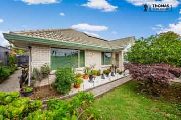 4/147 Hill Road, The Gardens