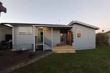 25A Wakefield Road, Favona