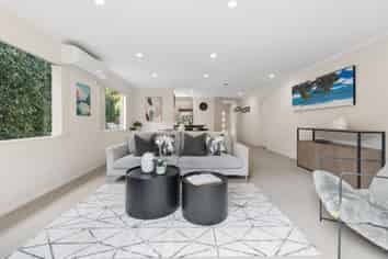 5 Norwood Drive, Flat Bush