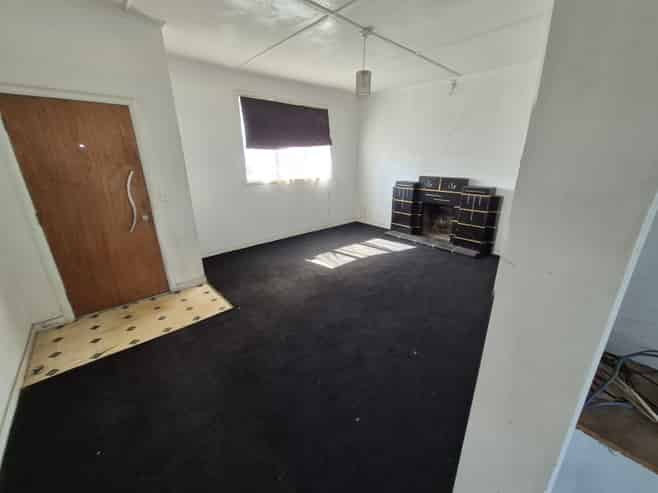 Rare Industrial Find in Frankton