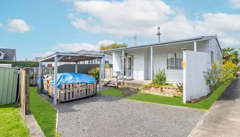 1 & 2/604 Park Road, Te Awamutu