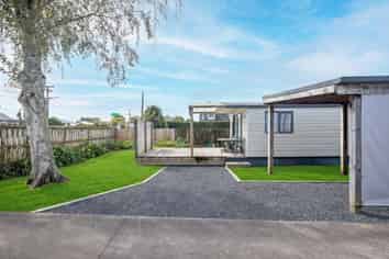 1 & 2/604 Park Road, Te Awamutu