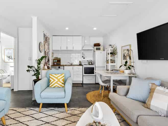 11/335 Kennedy Road, Pirimai