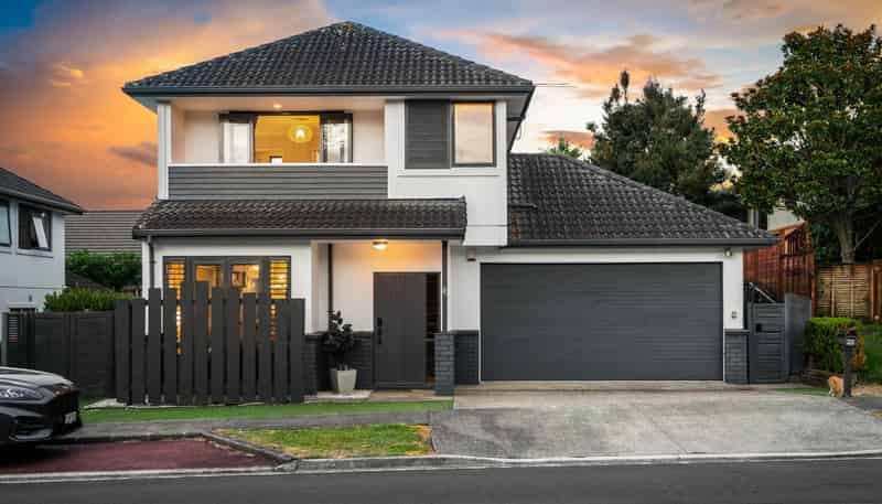 20 Greenbough Lane, Greenhithe