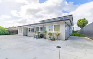 24 Eason Street, Victoria