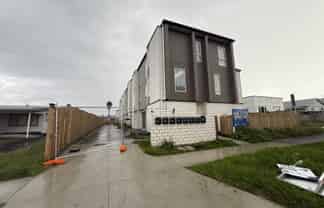 4/36 Halsey Road, Manurewa