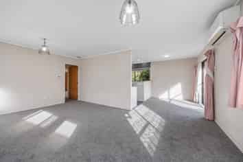 6/116 Titirangi Road , New Lynn