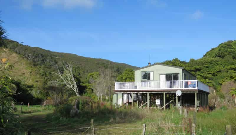  4/884 Nikau Road, Mokihinui