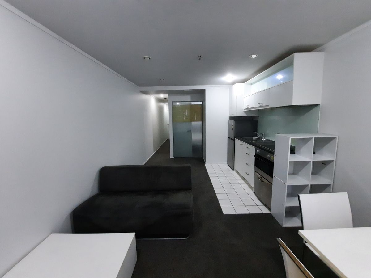 2 Bedroom, Fully Furnished Apartment - Ansicht 2