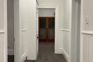 44 South Road, THE GLEN