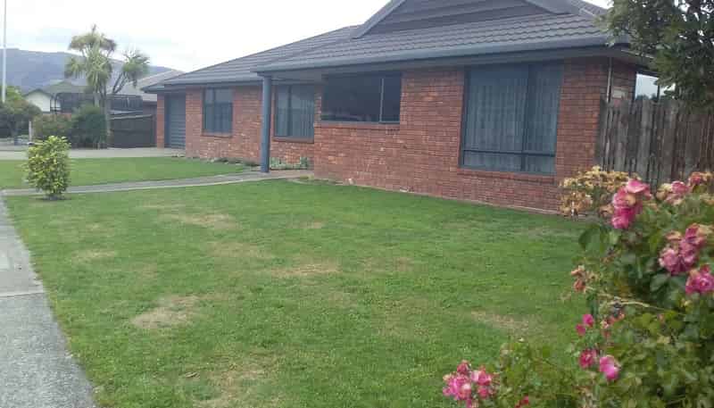 82 Aldinga Avenue, Stoke