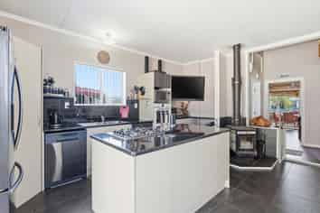 9 Cambridge Street, Pahiatua