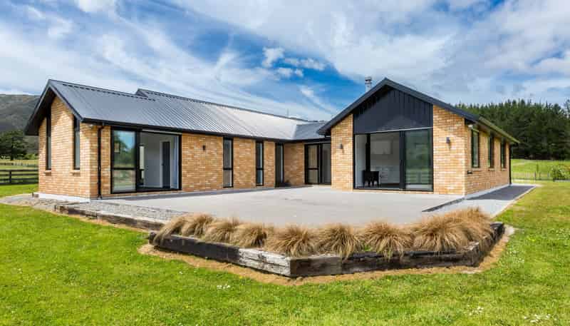 6 Turksma Lane, Kaitoke