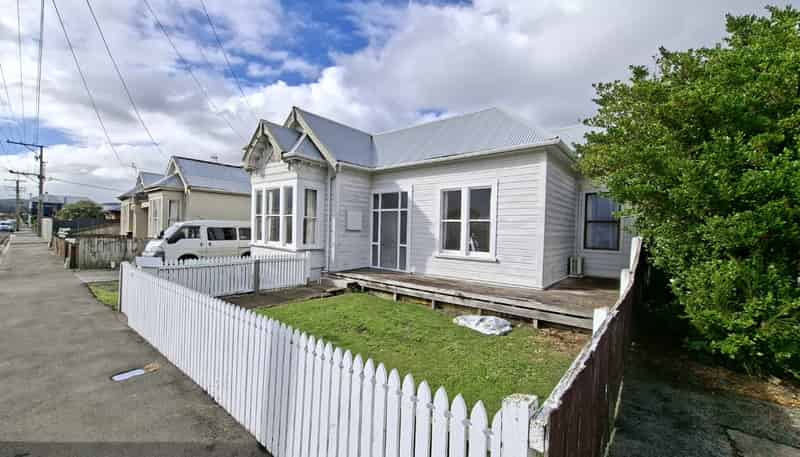 83 Bay View Road, South Dunedin