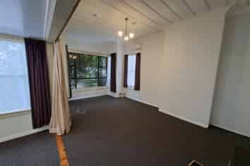 83 Bay View Road, South Dunedin