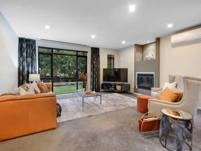 15 Aberley Road, Albany